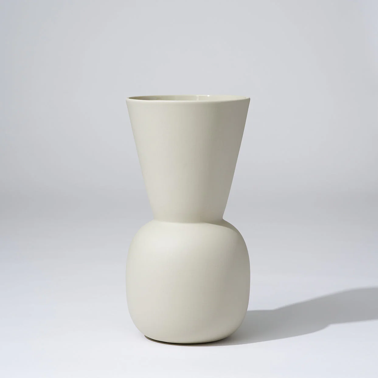 BELL VASE CHALK (XL)