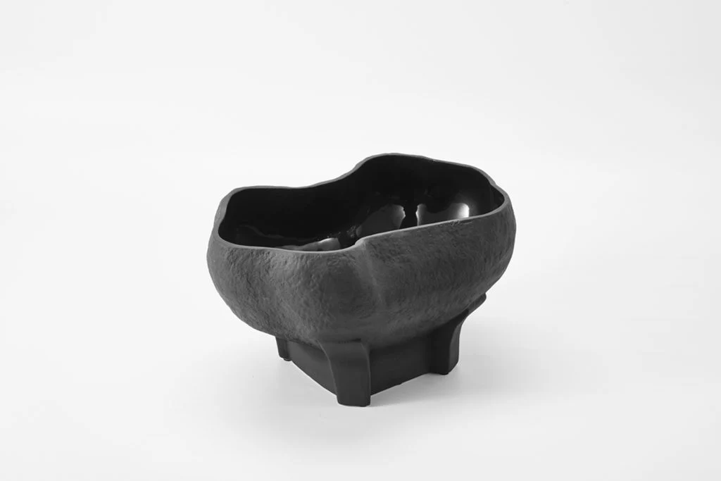CONCH BOWL EBONY
