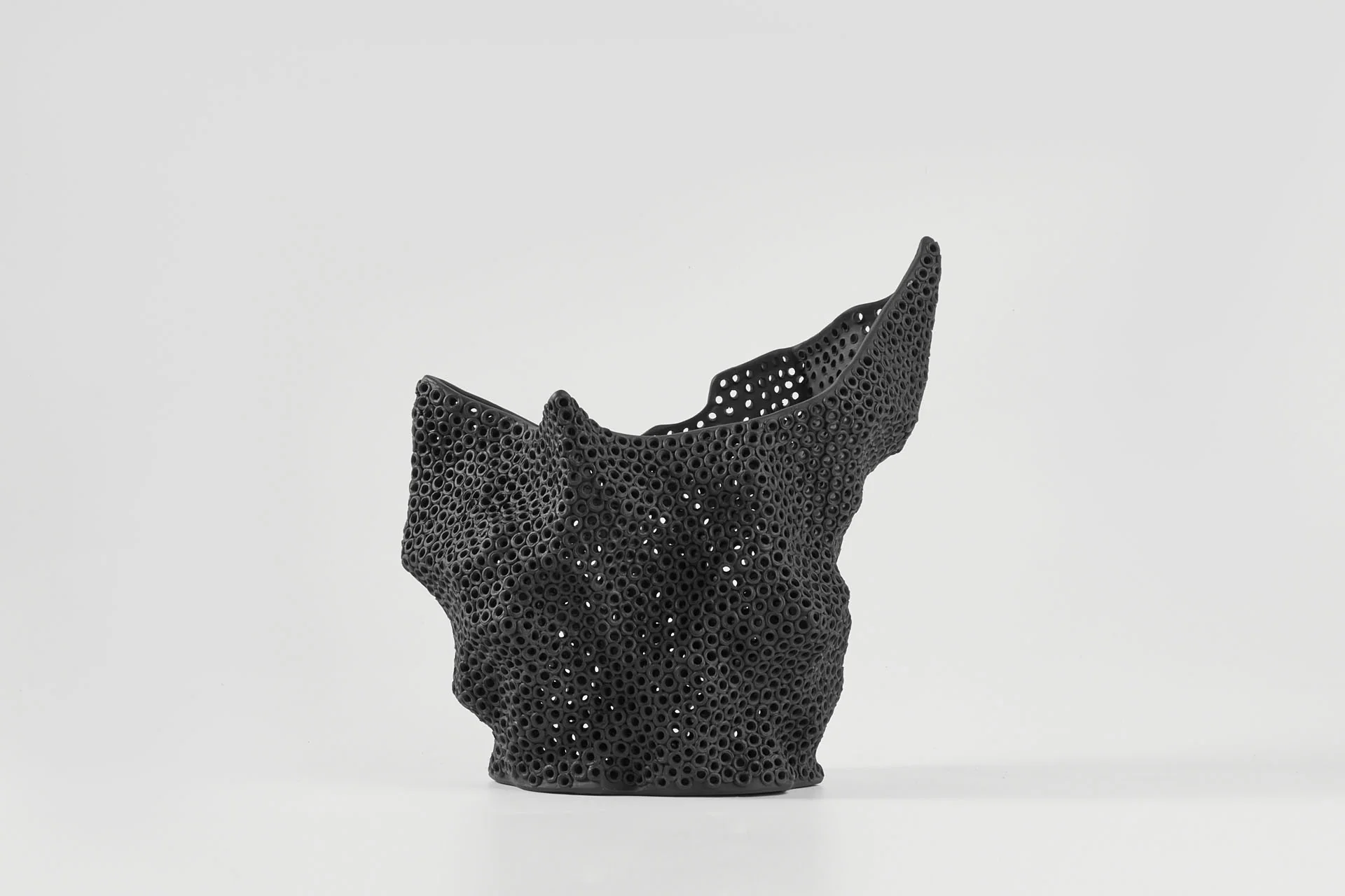 CORALLIA VASE EBONY - Image 2