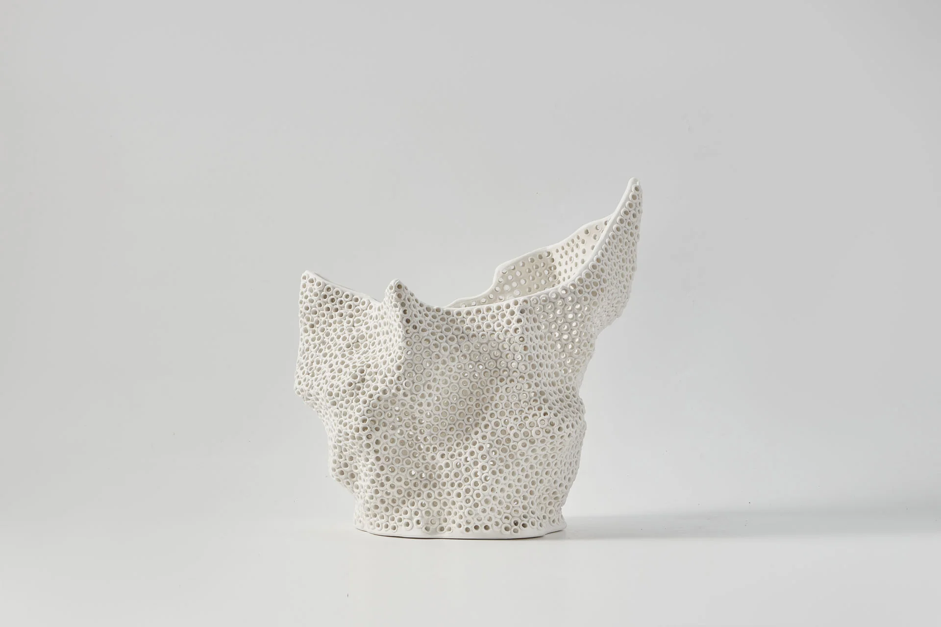 CORALLIA VASE IVORY