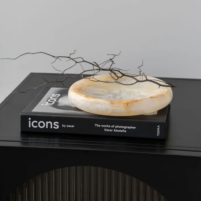CoTHEORY | SOLSTICE SCULPTED TRAY - WHITE ONYX - Image 2