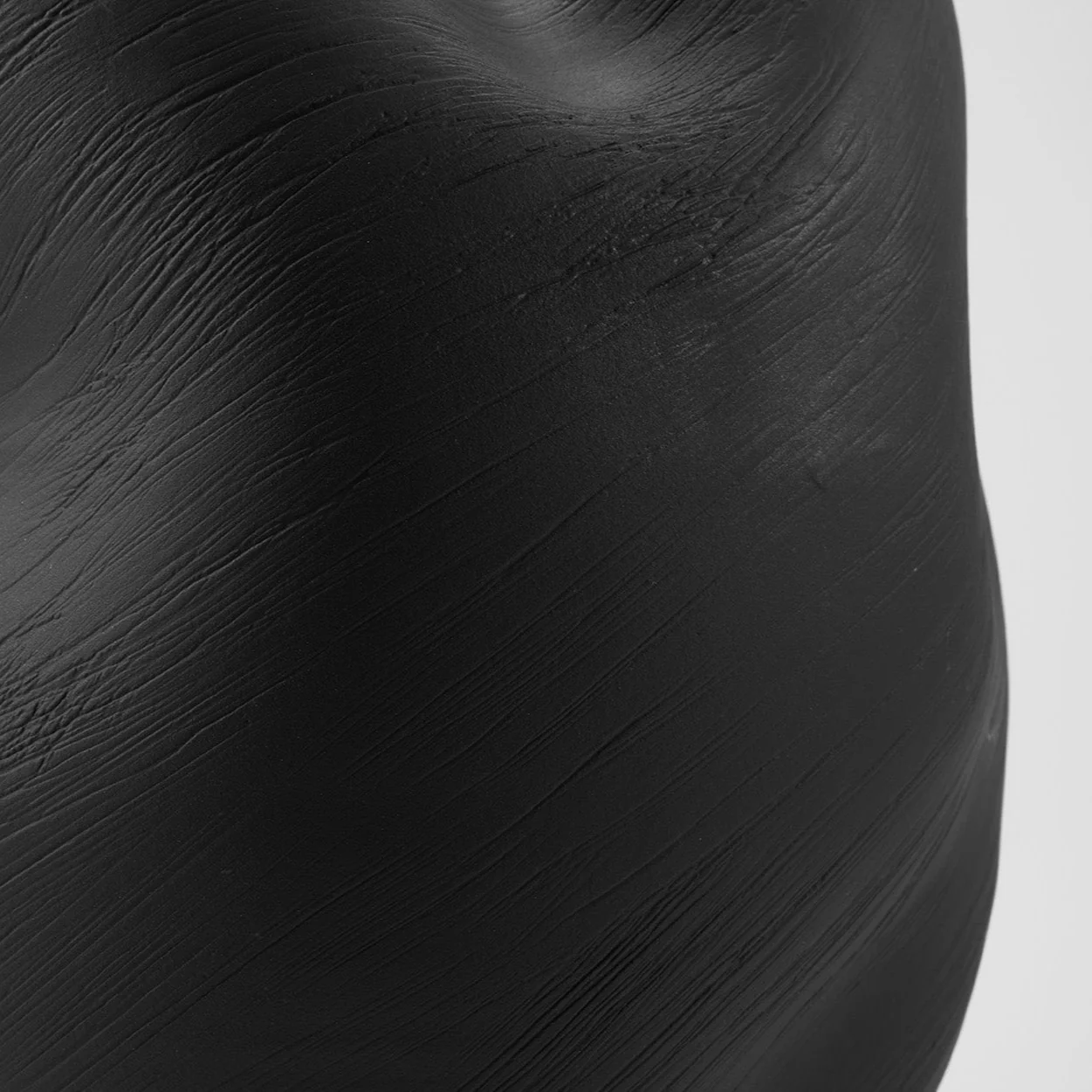 MORPH VASE EBONY - Image 3