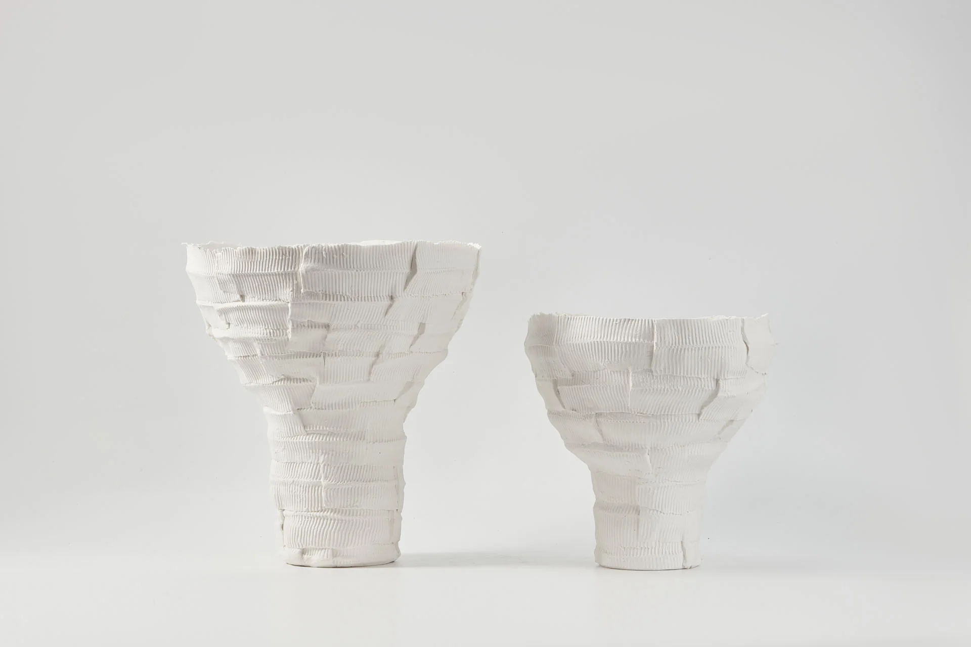 PONDEROSA VASE IVORY