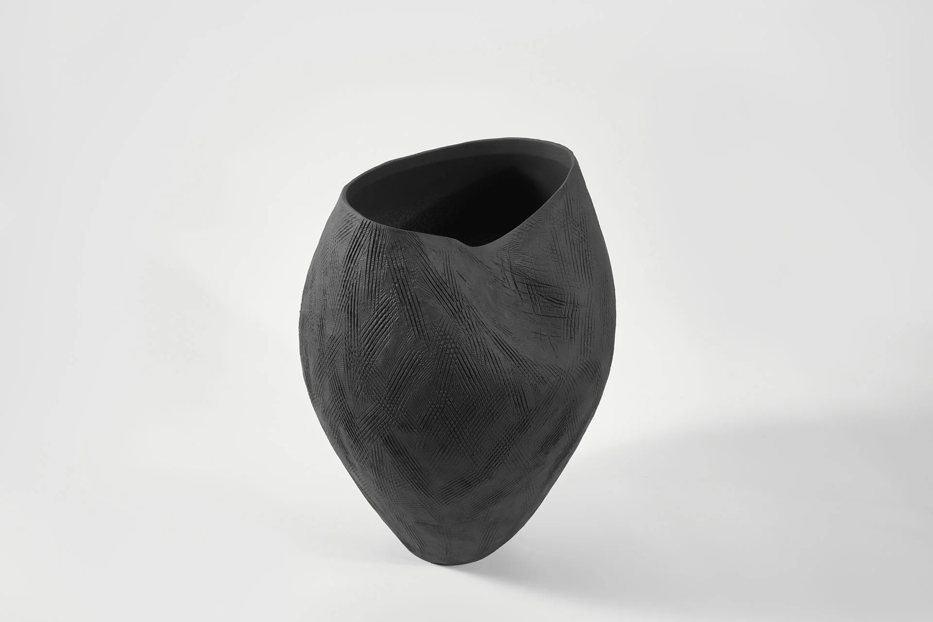 MOULE VASE EBONY